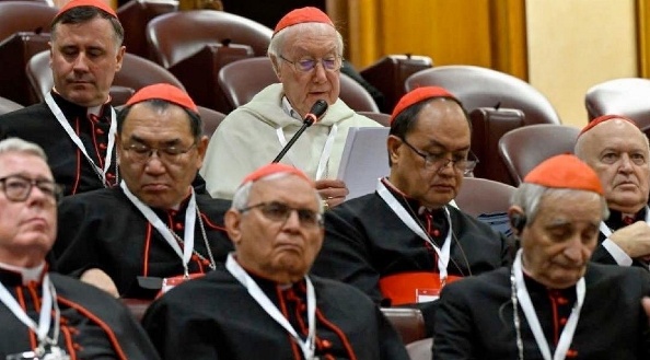 Không được để Phêrô một mình trên thuyền