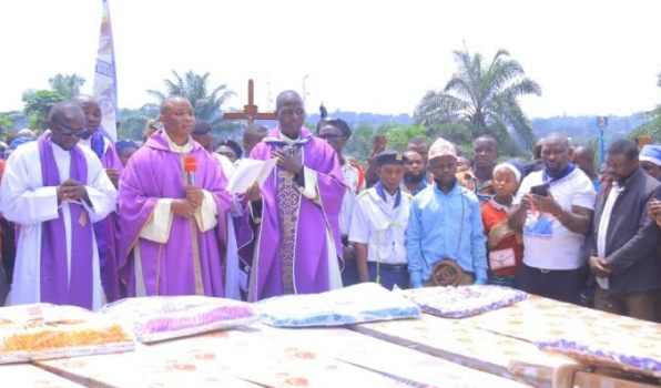 Cộng đoàn giới trẻ Ituri dấn thân vì hòa bình giữa bối cảnh thảm sát tại nhà thờ Komanda