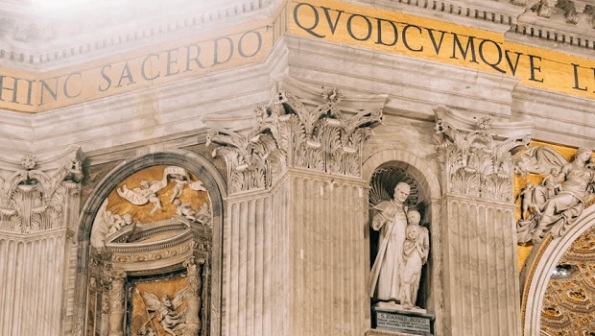 Cách sử dụng sách Giáo lý Hội Thánh Công giáo: Hướng dẫn đơn giản để tìm thấy những gì bạn cần