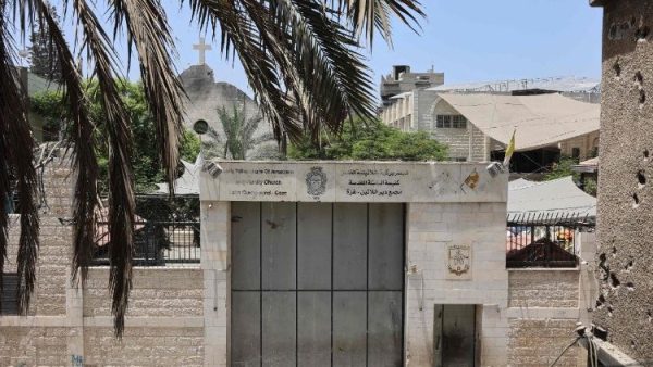 ĐGH Lêô XIV gọi điện cho ĐHY Pizzaballa, bày tỏ sự gần gũi sau vụ tấn công giáo xứ Công giáo Gaza