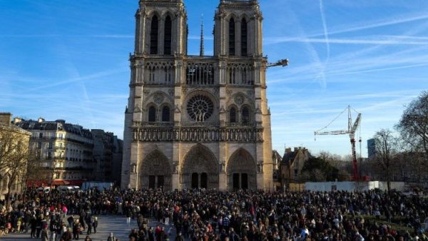 Chính phủ Pháp ghi nhận lượng khách viếng thăm các nhà thờ chính tòa Công giáo gia tăng