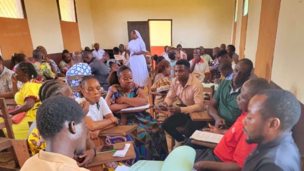 Sứ vụ của một nữ tu Công giáo ở Liberia giữa lòng cộng đồng