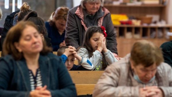 Các Giám mục Hoa Kỳ kêu gọi quyên góp cho Giáo hội Trung và Đông Âu