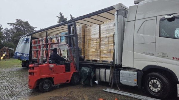 ĐGH Lêô XIV gửi viện trợ cho Ucraina nhân Chúa nhật lễ Thánh Gia