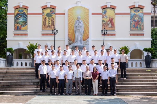Buổi đạo đàm với Hội đồng Tinh thần Tôn giáo Baha'i