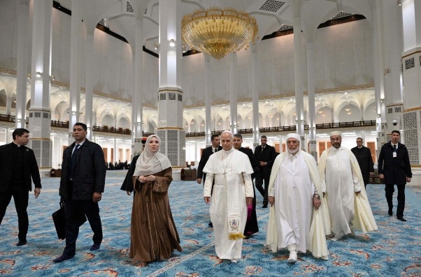 Truyền thông Algeria quan tâm đặc biệt đến chuyến viếng thăm của Đức Giáo hoàng