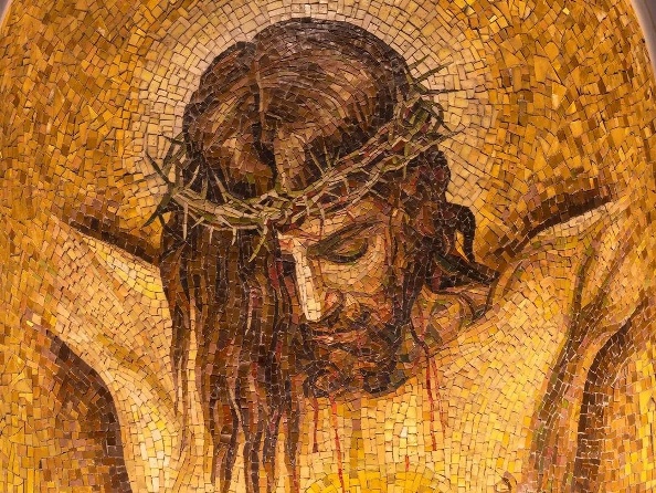 Suy niệm về thập giá: Đấng Công chính chết vì chúng ta