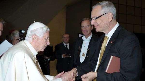 Thần học gia người Mỹ nhận Giải Ratzinger 2026