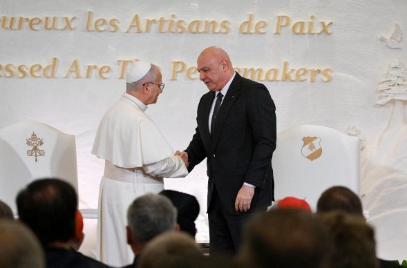 [Tông du Libăng] Diễn văn của Đức Giáo hoàng trước chính quyền, xã hội dân sự và ngoại giao đoàn