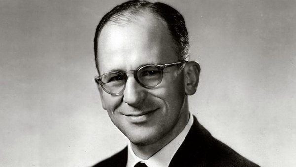 ĐGH Lêô XIV ký sắc lệnh công nhận phép lạ, doanh nhân Enrique Shaw sẽ được phong Chân phước