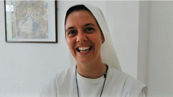 Nữ tu Clare Crockett: Mỗi ngày dâng lên Chúa một tấm séc để trống