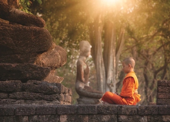 Sống theo hạnh Phật